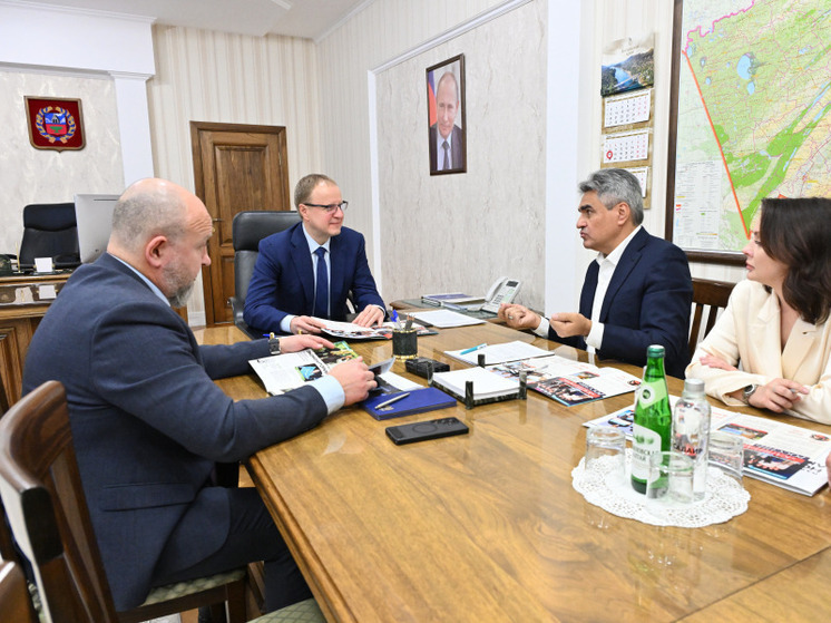 Алтайский край с рабочим визитом посетил лидер партии «Новые люди» Алексей Нечаев