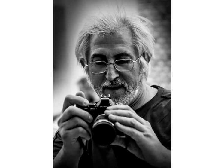 Не стало преданного театру фотохудожника Владимира Луповского