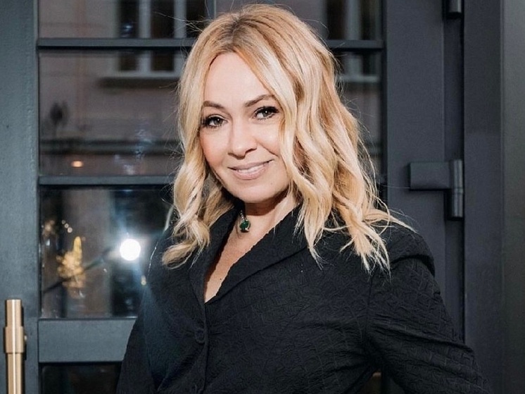 Рудковская разделась до купальника и рассекретила параметры фигуры